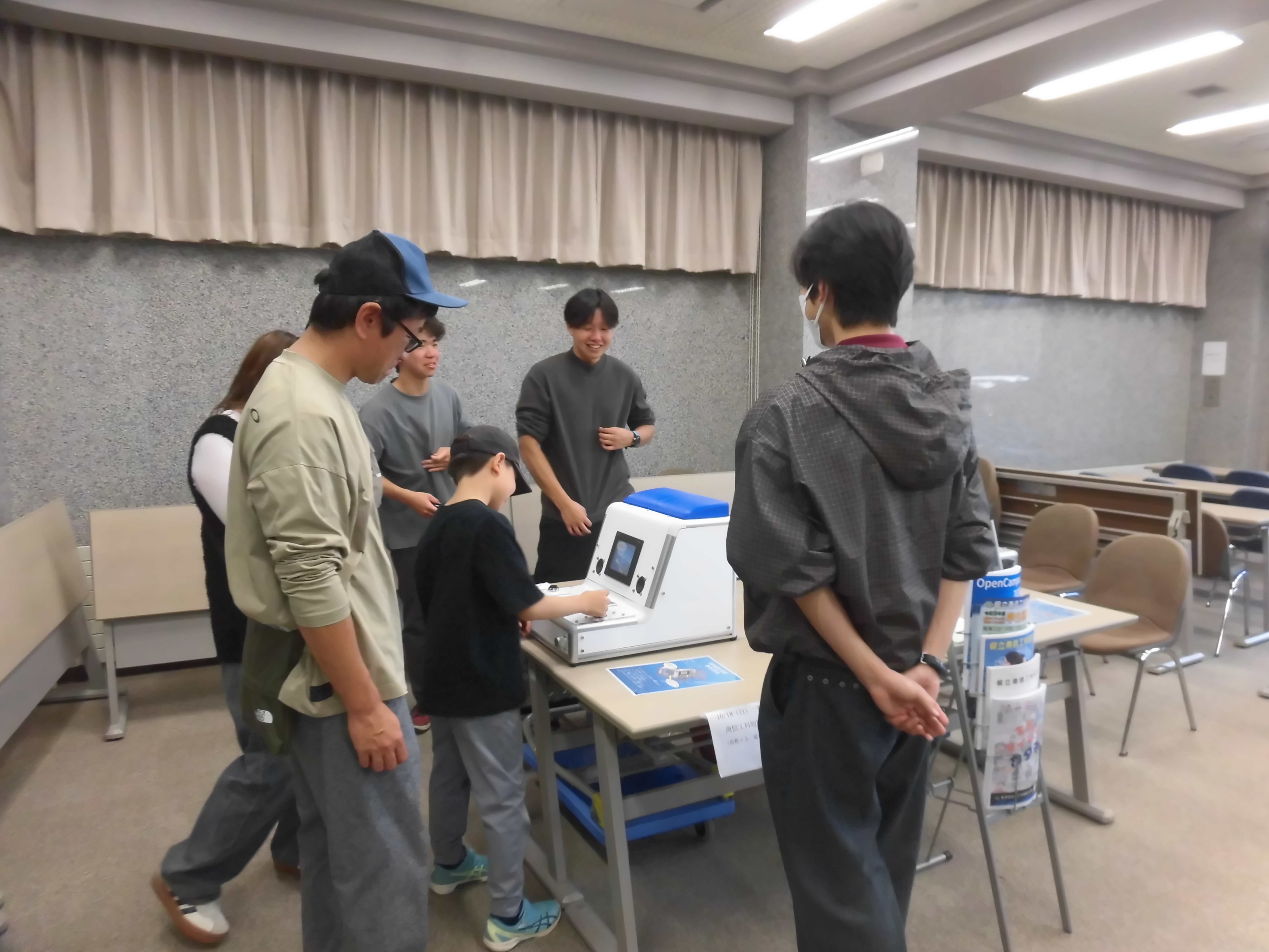 飯田短期大学で開催された第60回「アカシア祭」へ出展しました