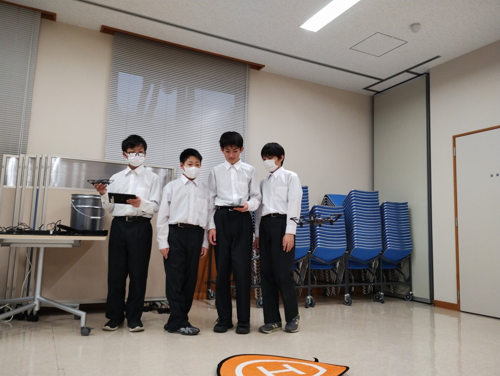 南箕輪中学校のみなさんとドローン体験授業を実施しました